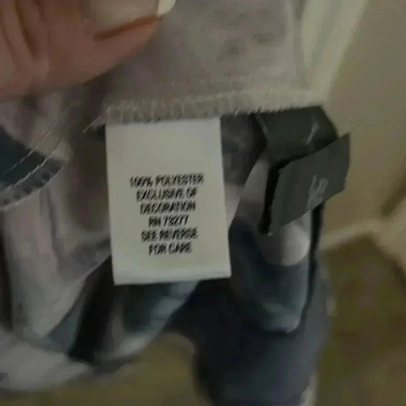 Abstract Print Midi Dress – Flowy & Chic - Picture 5 of 6